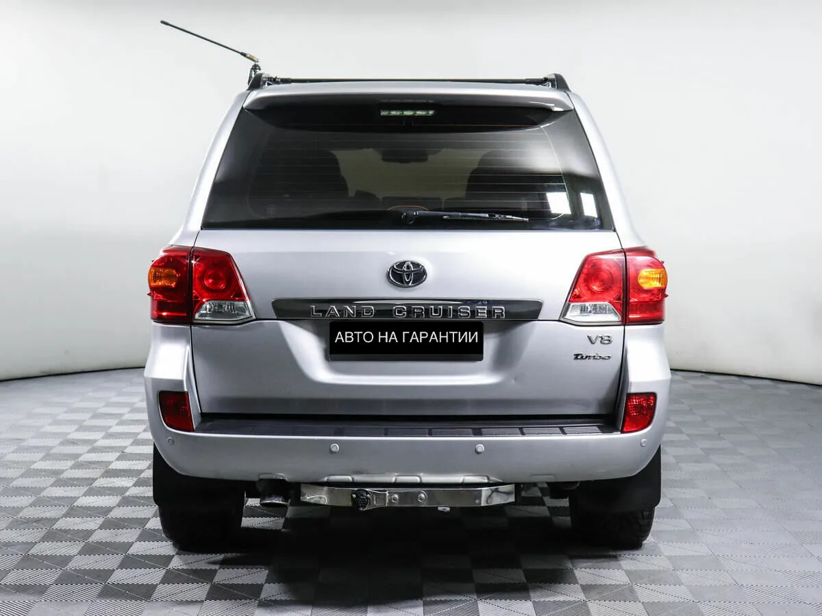 Toyota Land Cruiser 200 Series Рестайлинг 1 · SE «Brownstone» (5 мест) — фото 4