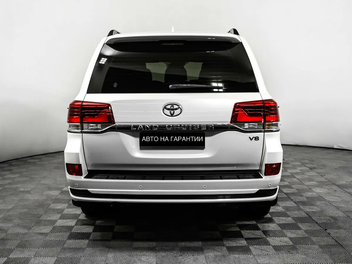 Toyota Land Cruiser 200 Series Рестайлинг 2 · Комфорт — фото 4