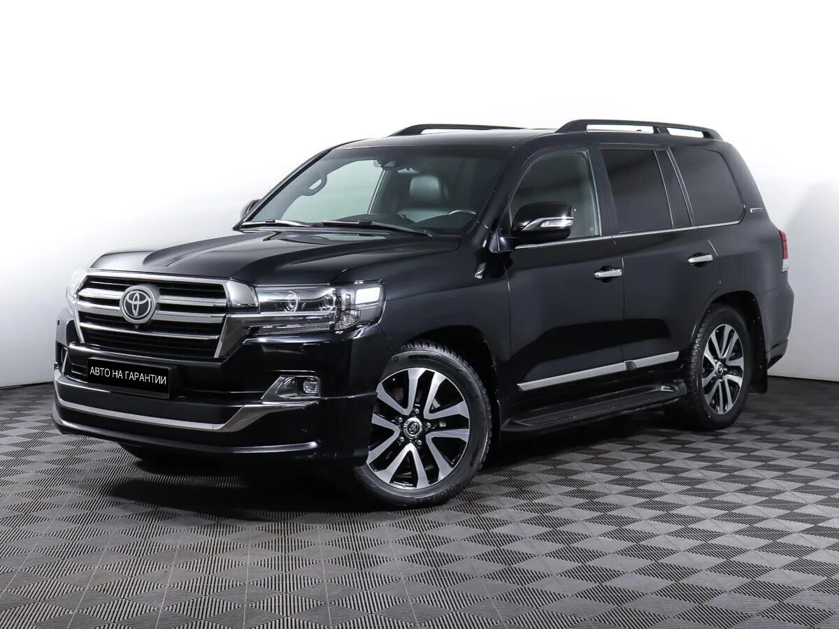 Toyota Land Cruiser 200 Series Рестайлинг 2 · Комфорт