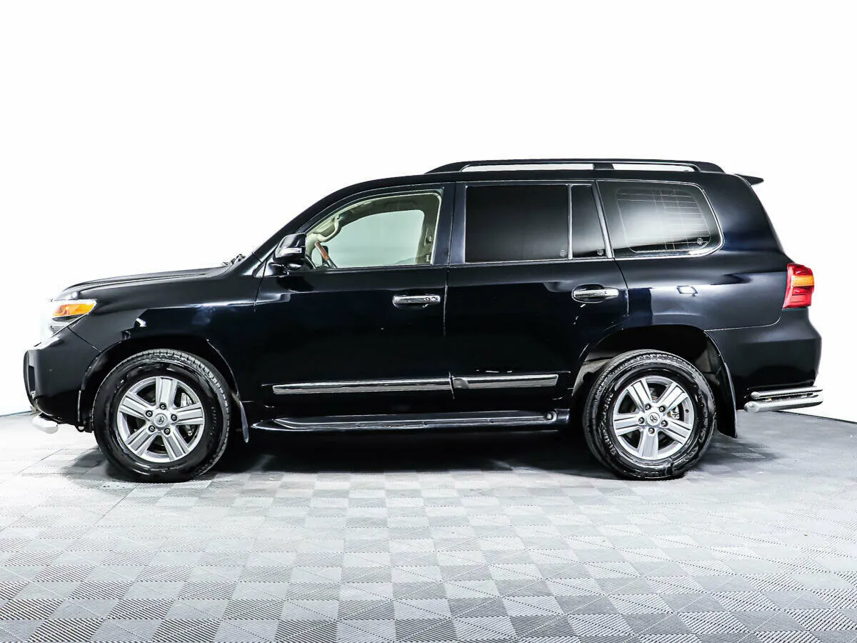 Toyota Land Cruiser 200 Series Рестайлинг 1 · Элеганс — фото 3