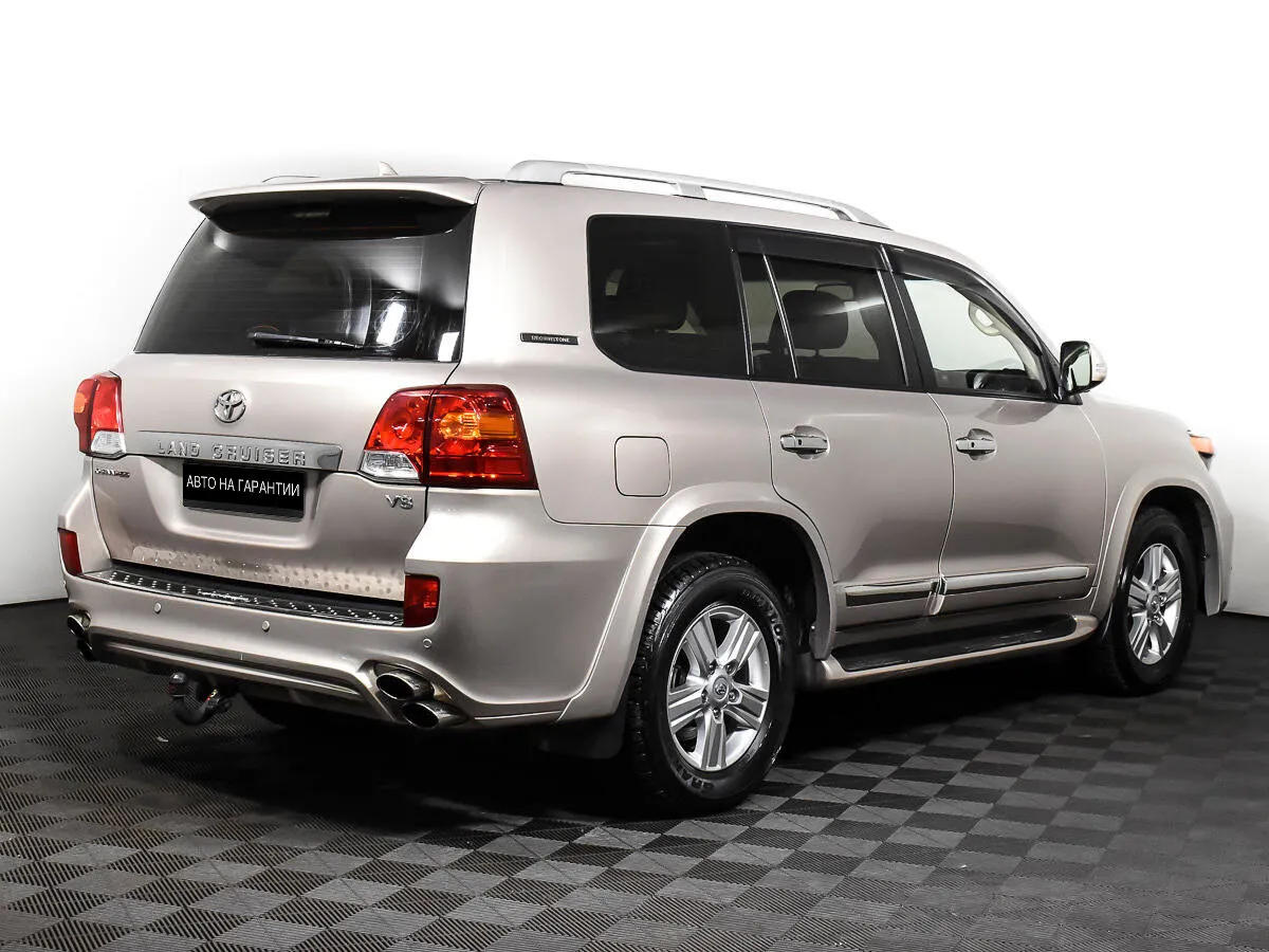 Toyota Land Cruiser 200 Series Рестайлинг 1 · Элеганс — фото 5