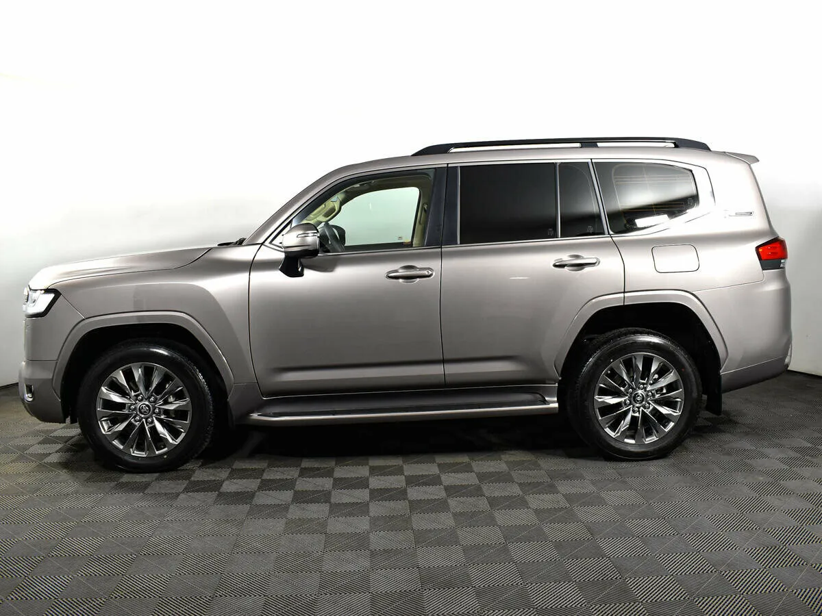 Toyota Land Cruiser 300 Series · Элеганс — фото 3