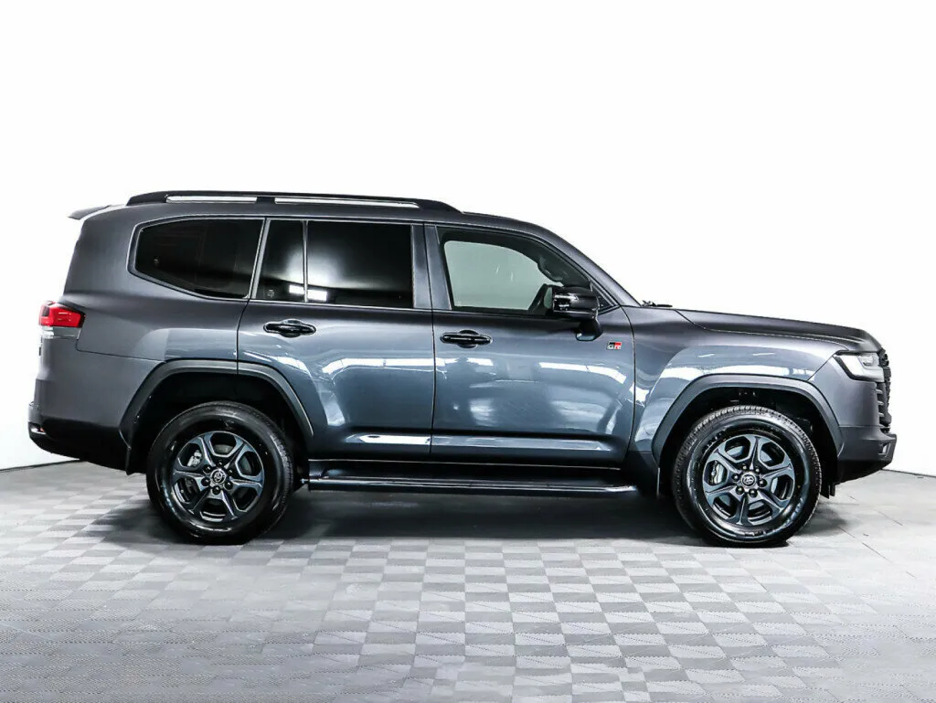 Toyota Land Cruiser 300 Series · Элеганс — фото 4
