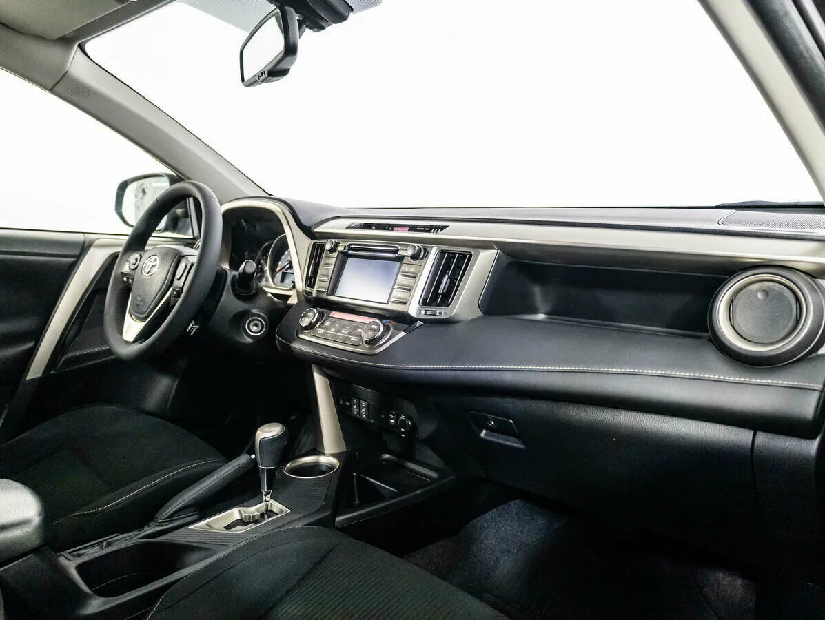 Toyota RAV4 IV (XA40) · Стандарт — фото 5