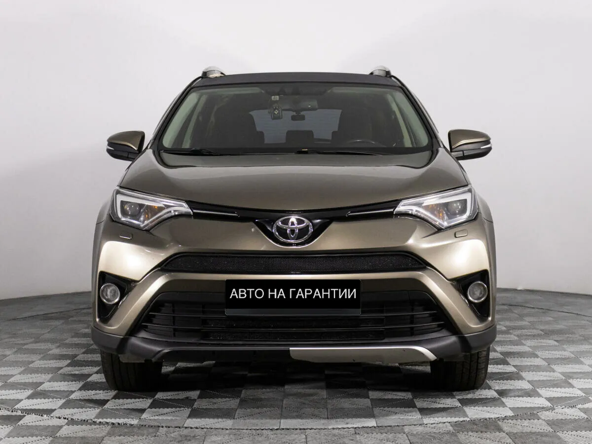Toyota RAV4 IV (XA40) Рестайлинг · Комфорт — фото 2