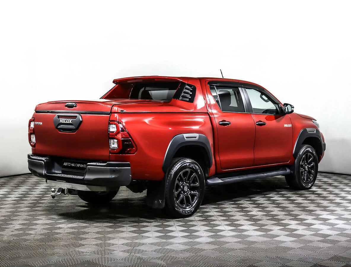 Toyota Hilux VIII Рестайлинг 2 · Adventure — фото 3