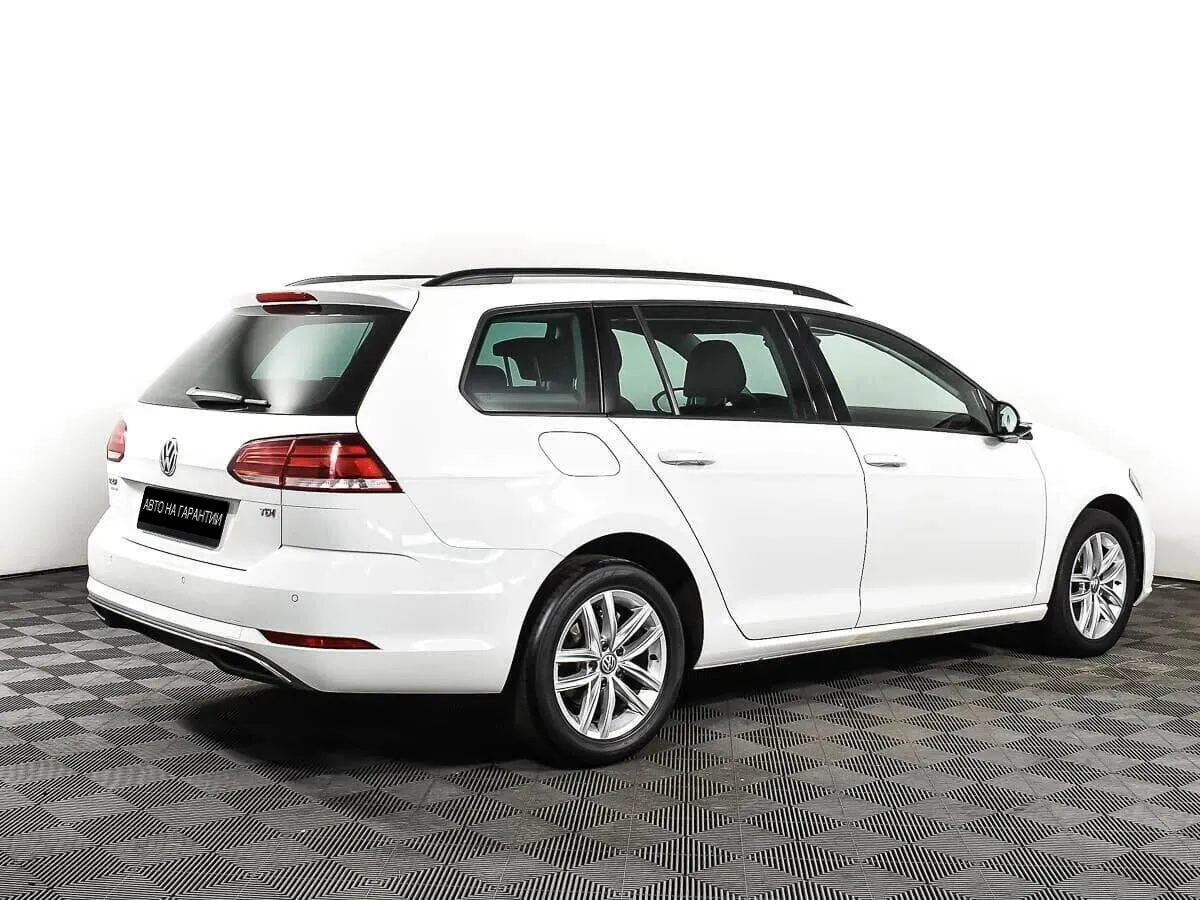Volkswagen Golf VII Рестайлинг — фото 3
