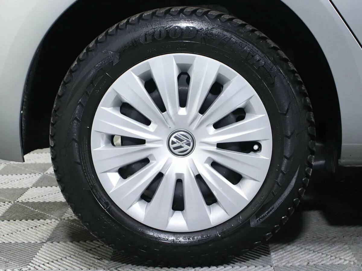 Volkswagen Golf VII Рестайлинг · Trendline — фото 5