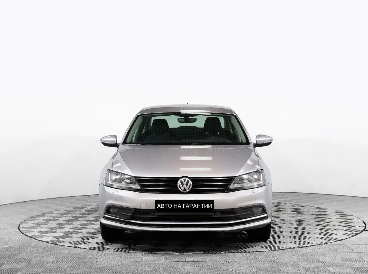 Volkswagen Jetta VI Рестайлинг · Comfortline — фото 2