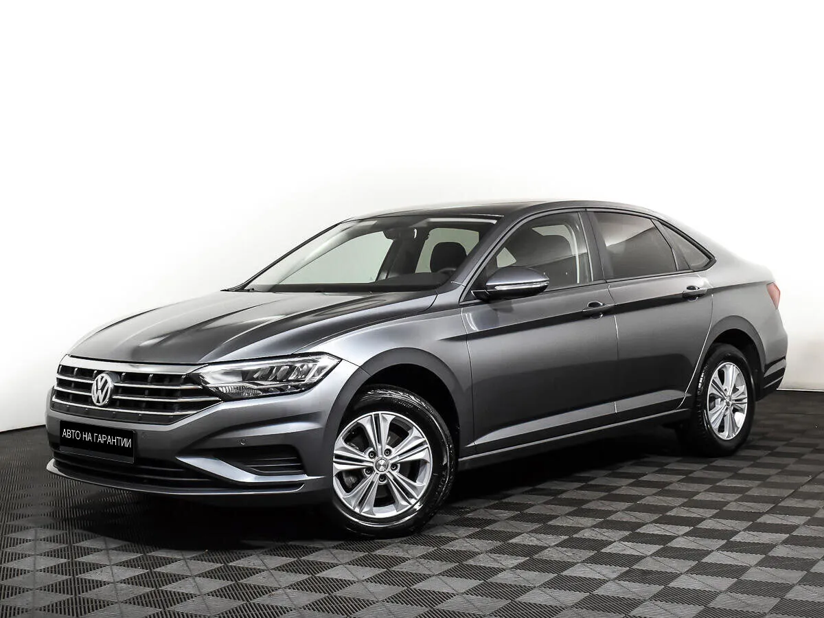 Volkswagen Jetta VII · Status
