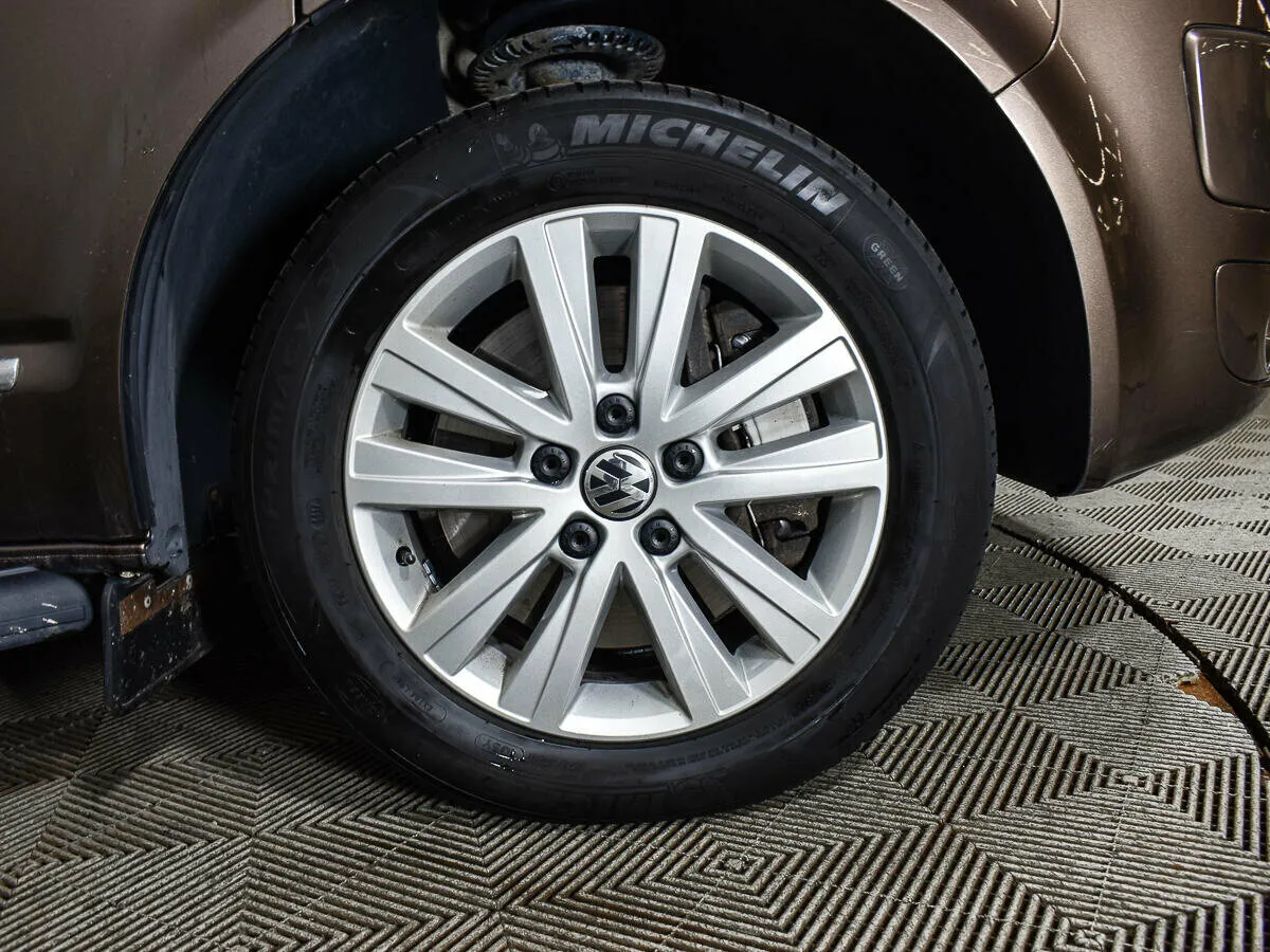 Volkswagen Multivan T5 Рестайлинг · Cup — фото 5