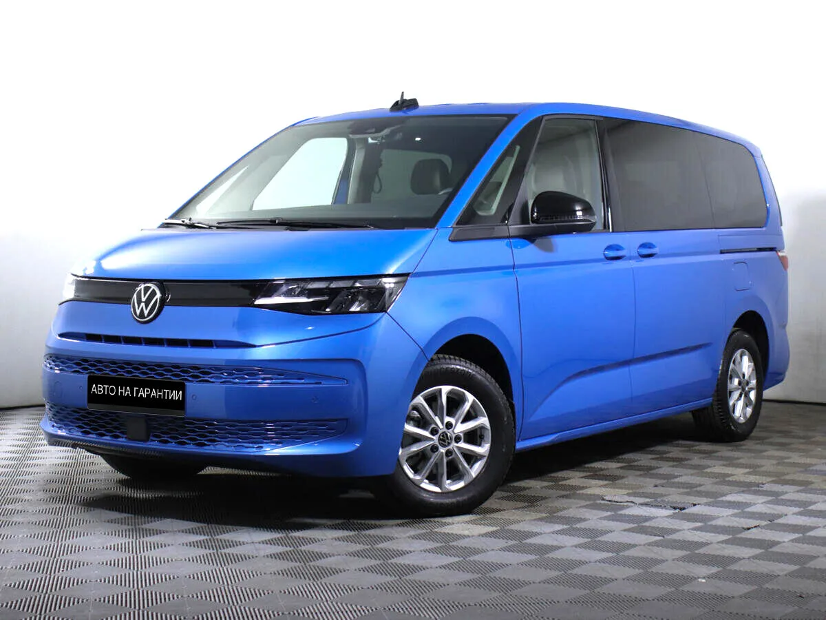 Volkswagen Multivan T7 · Life
