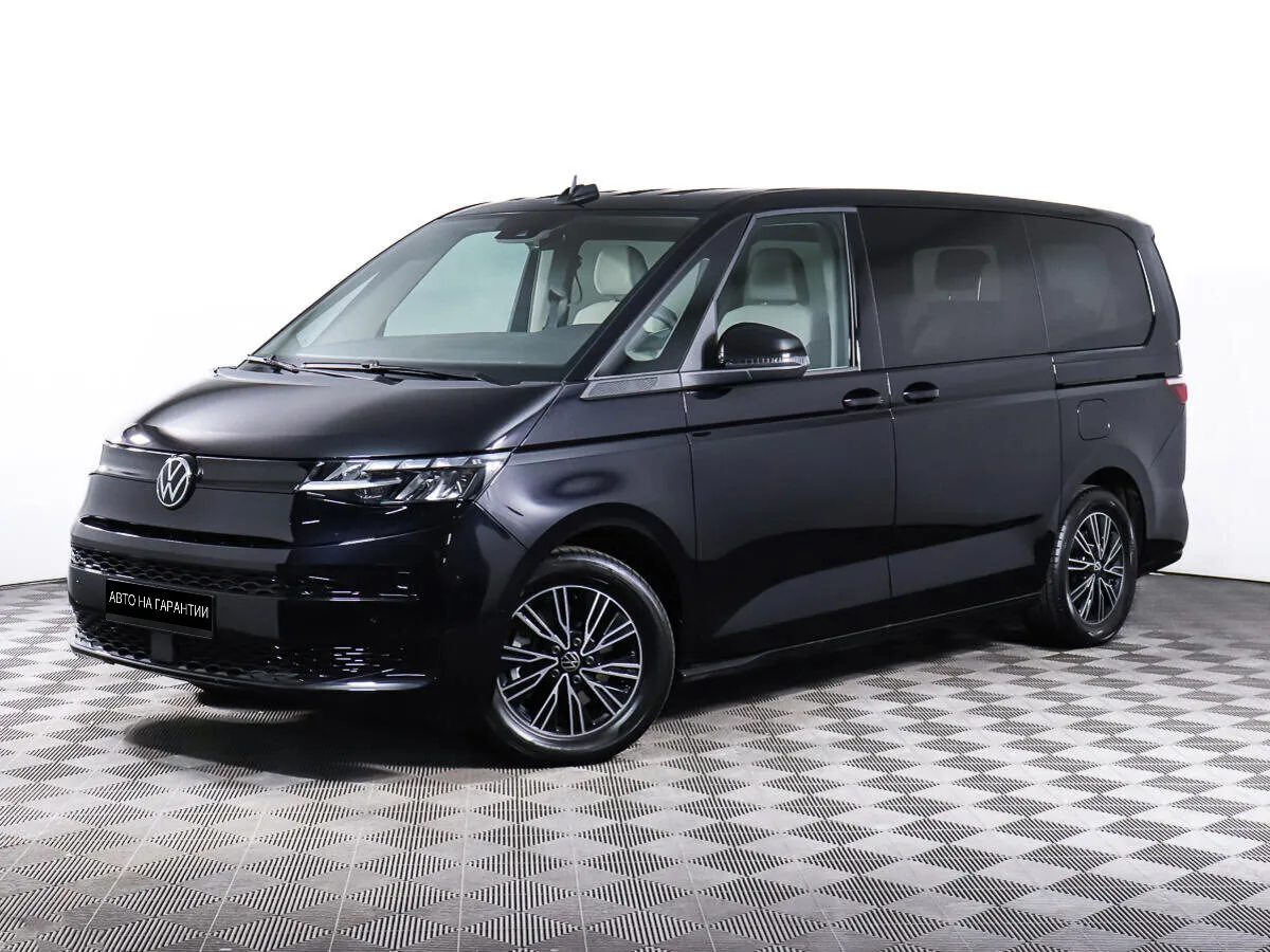 Volkswagen Multivan T7 · Life