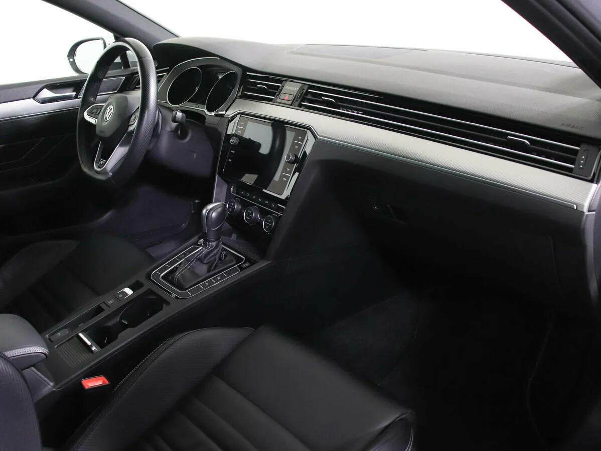 Volkswagen Passat B8 Рестайлинг — фото 5
