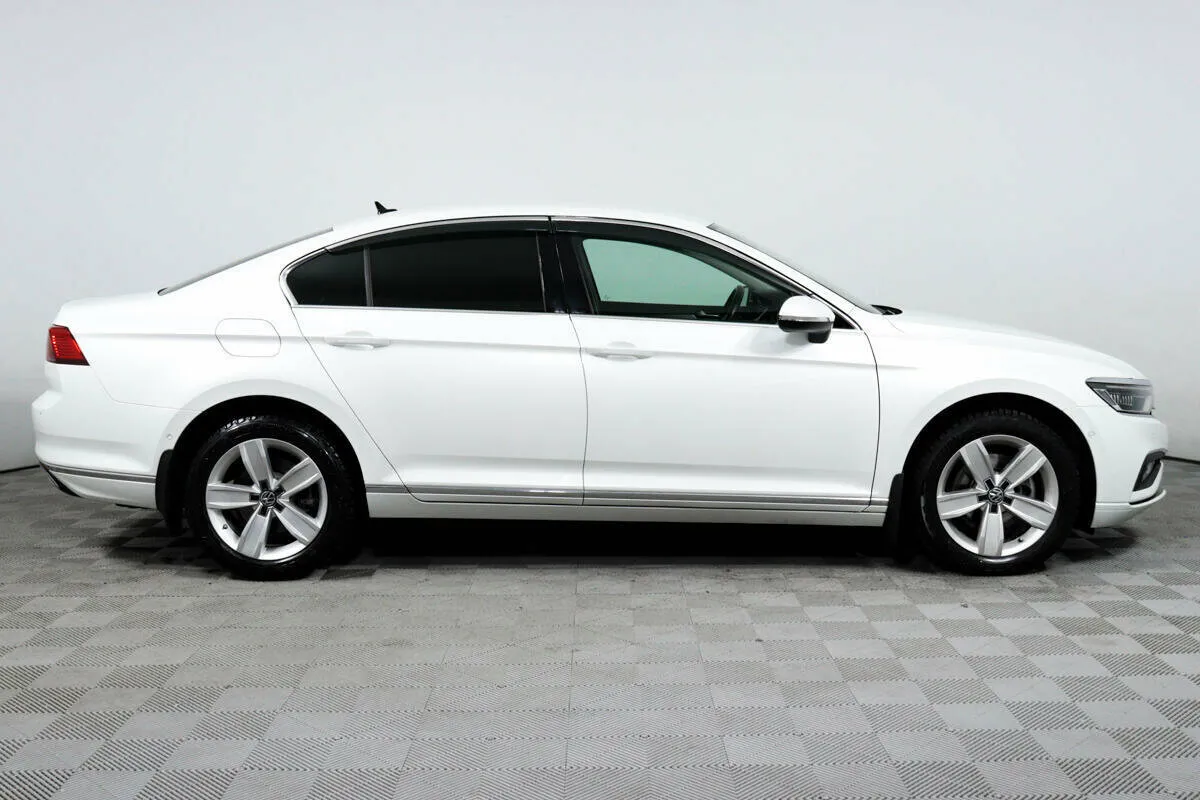 Volkswagen Passat B8 Рестайлинг · Exclusive — фото 4