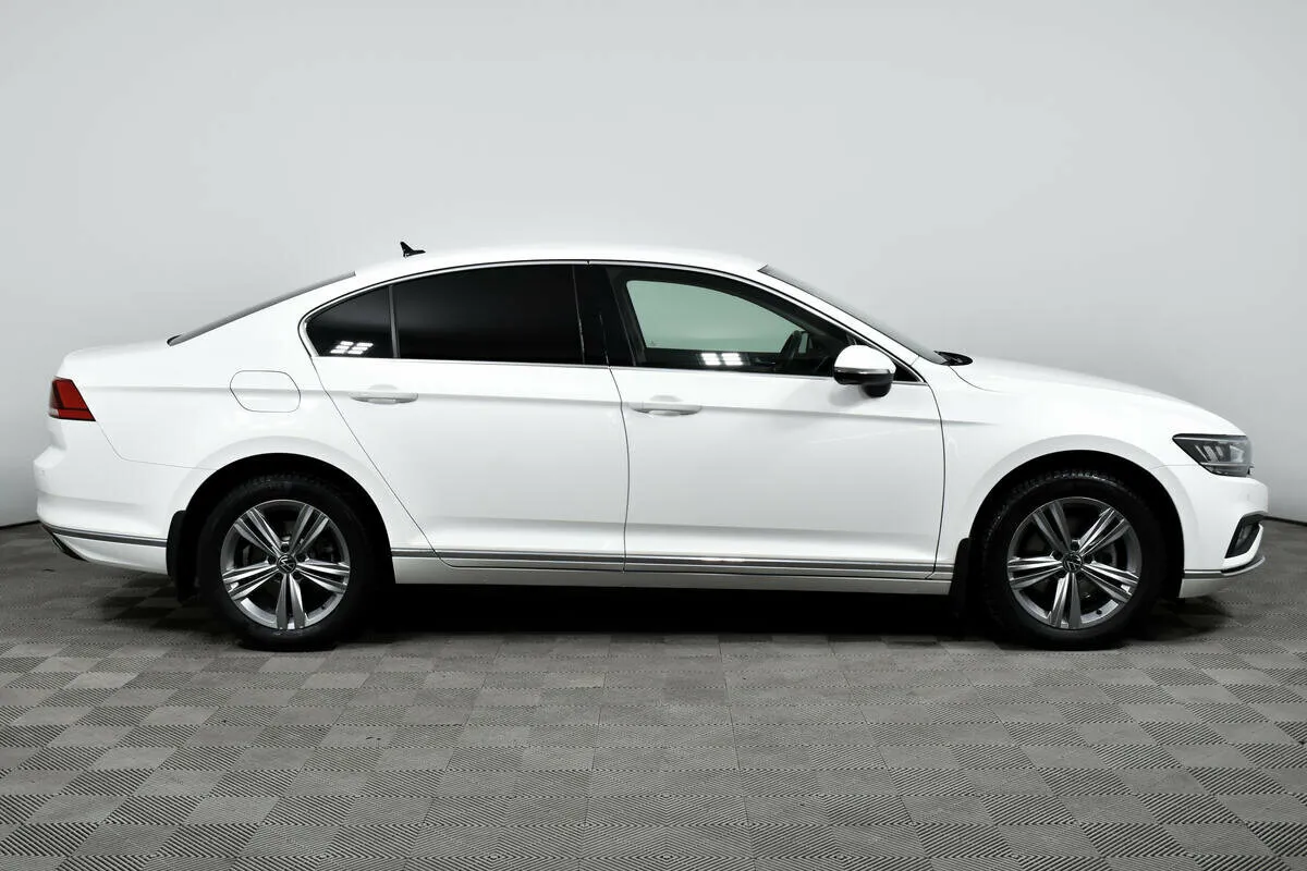 Volkswagen Passat B8 Рестайлинг · Exclusive — фото 4