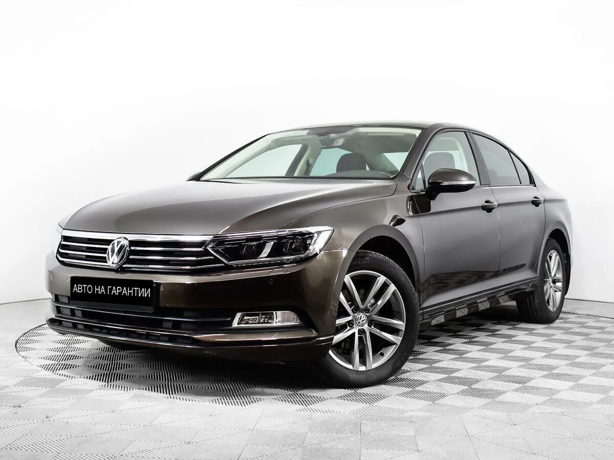 Volkswagen Passat B8 · Trendline
