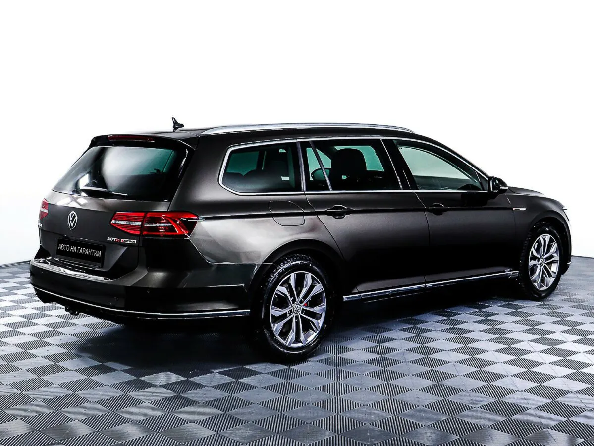 Volkswagen Passat B8 — фото 5