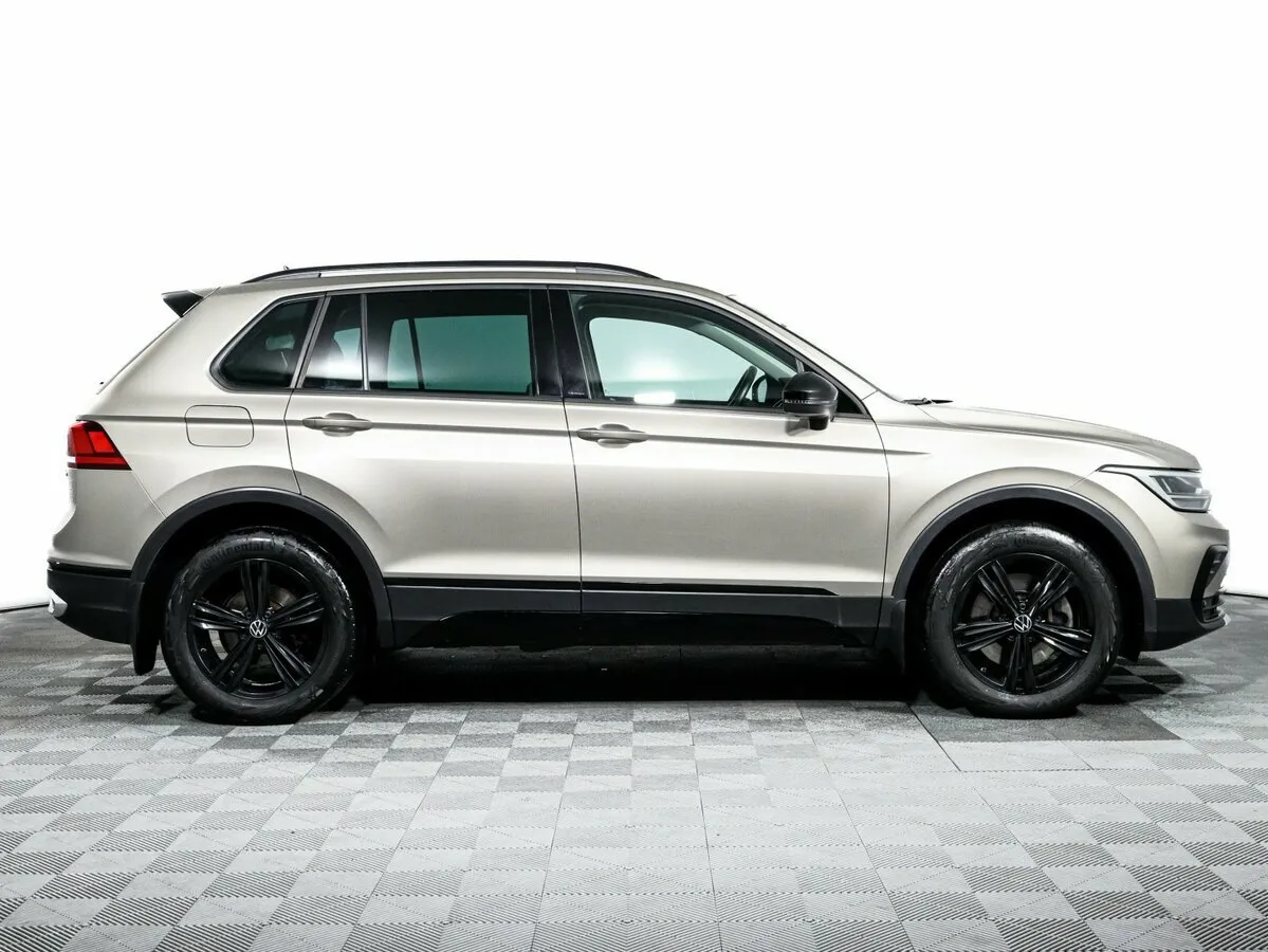 Volkswagen Tiguan II Рестайлинг · Urban Sport — фото 4