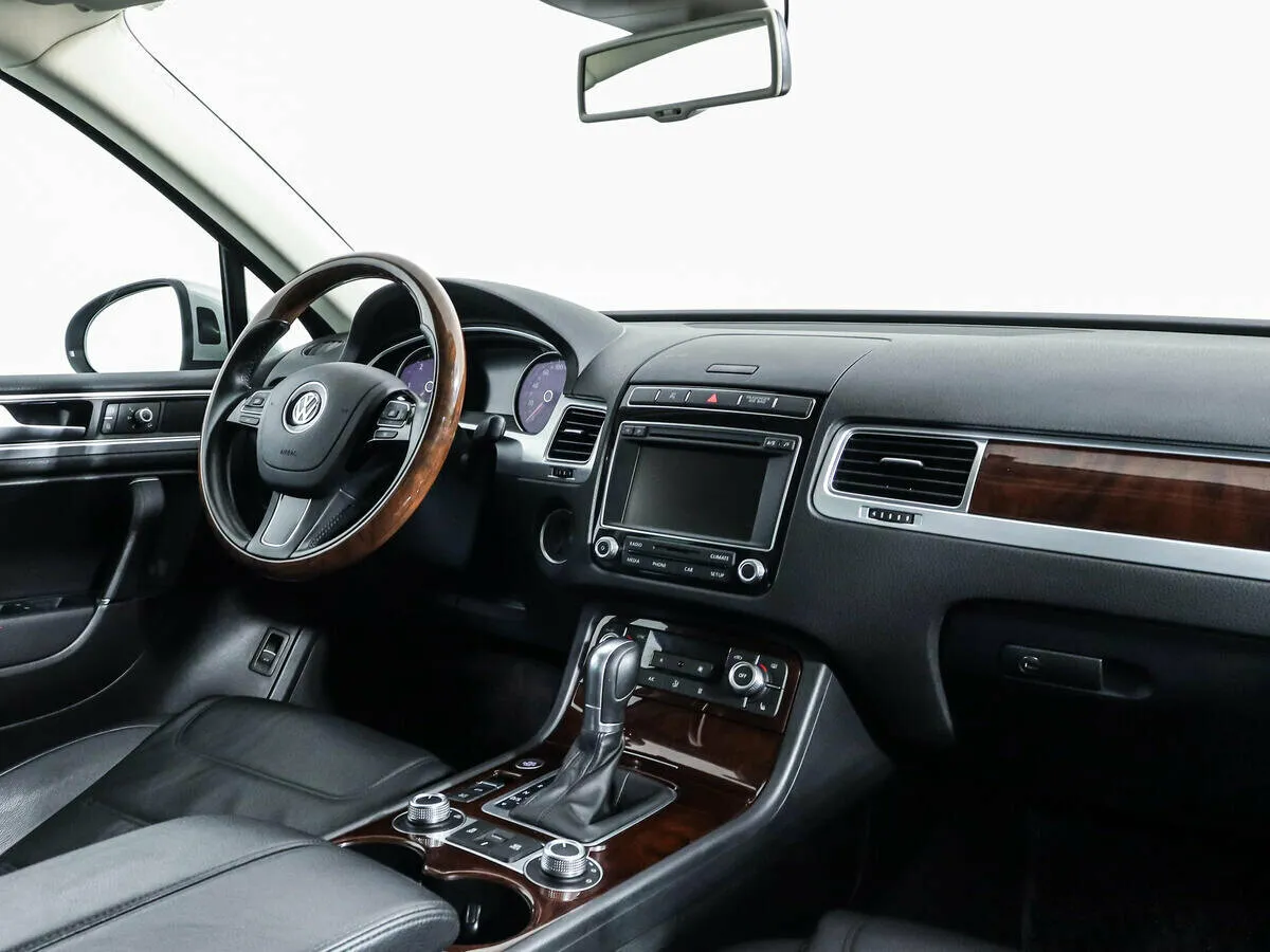 Volkswagen Touareg II Рестайлинг · Wolfsburg Edition — фото 5