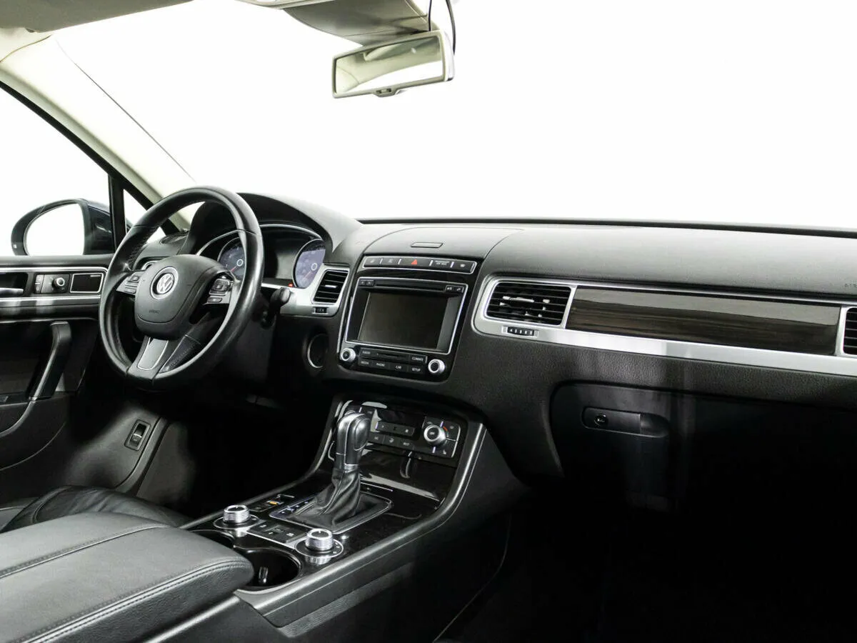 Volkswagen Touareg II Рестайлинг · Business — фото 5