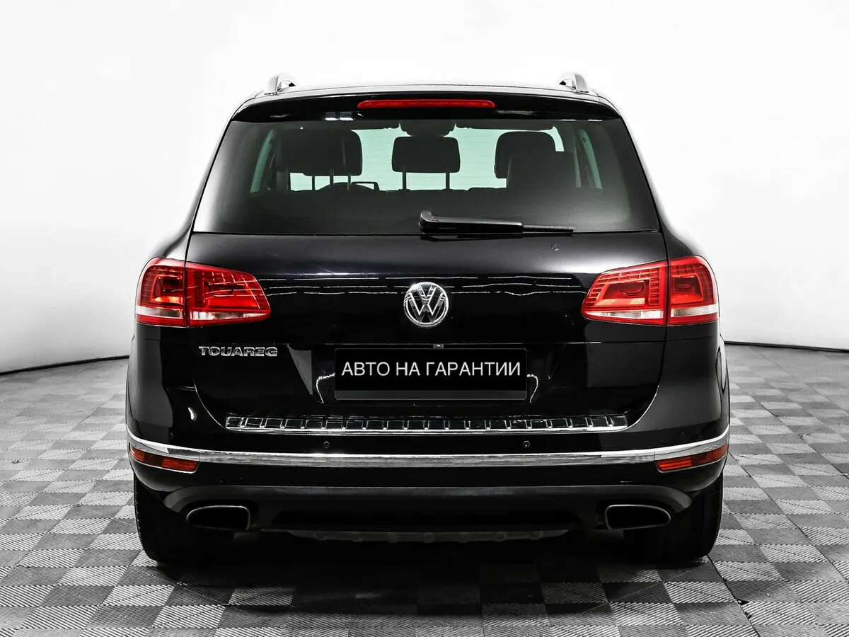 Volkswagen Touareg II Рестайлинг · R-line — фото 4