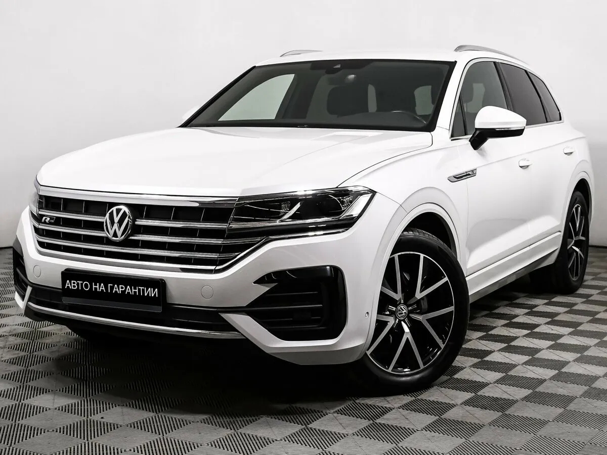 Volkswagen Touareg III · R-Line