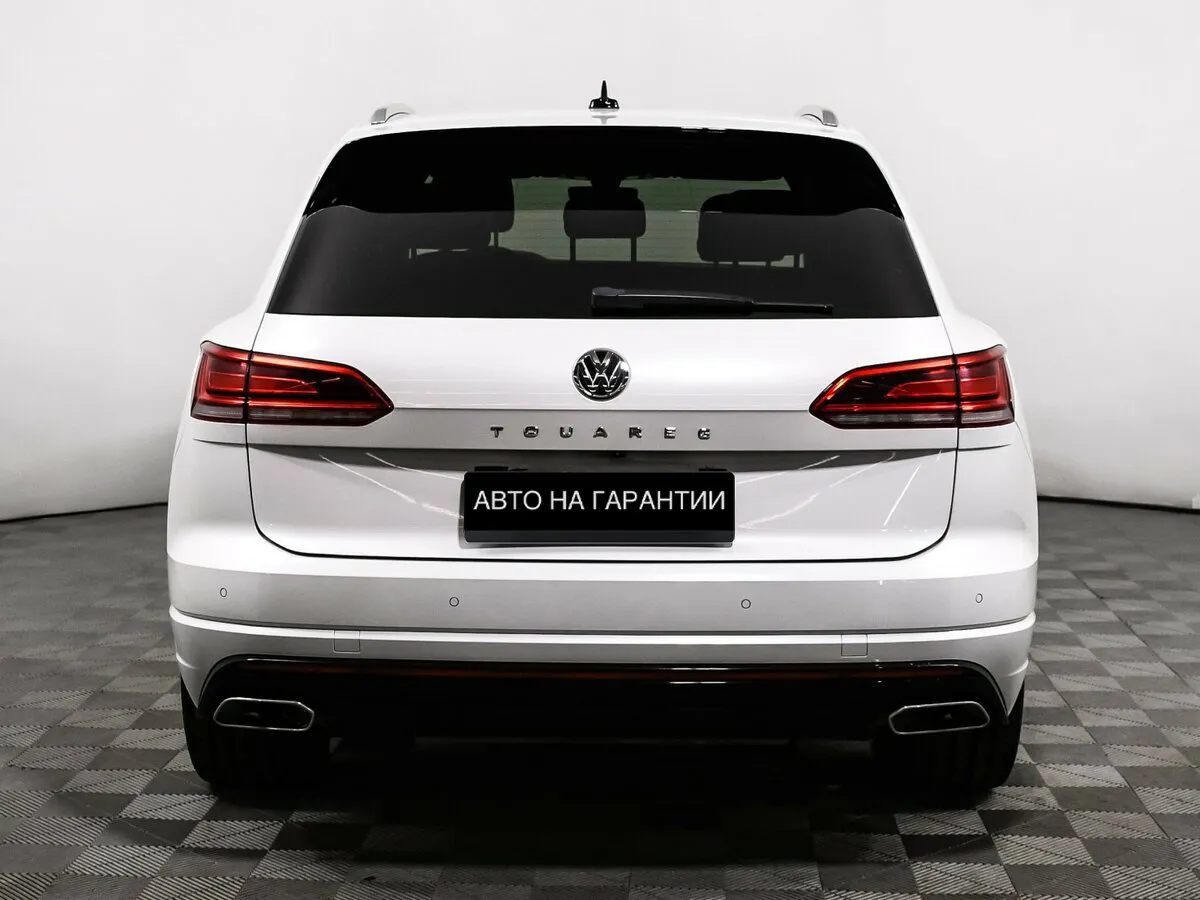 Volkswagen Touareg III · R-Line — фото 4