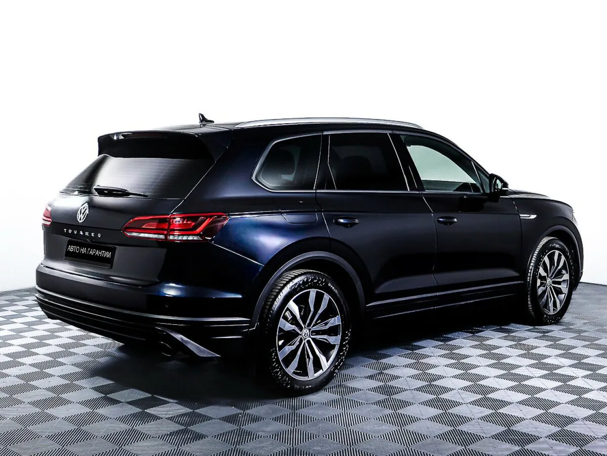 Volkswagen Touareg III · Respect (2018-2021) — фото 5