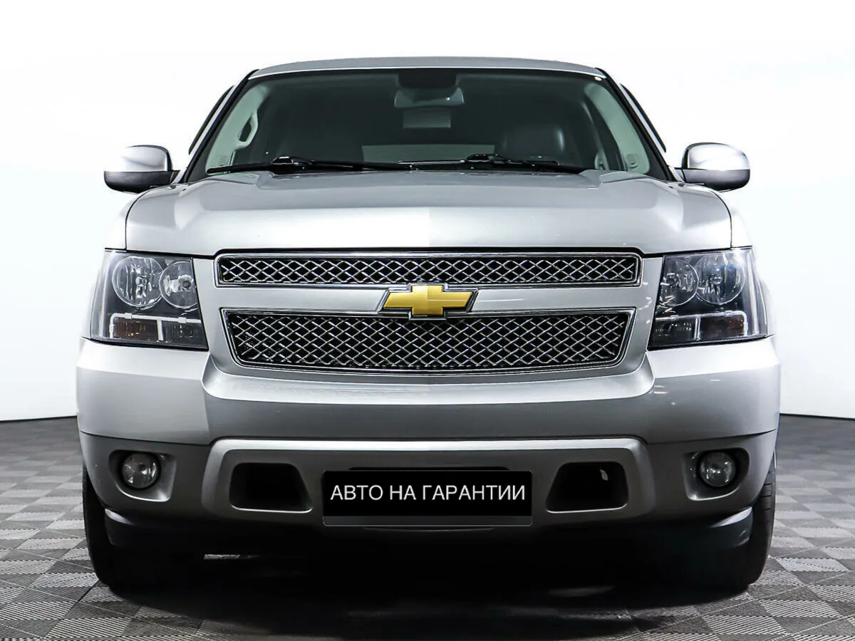 Chevrolet Tahoe III · LTZ — фото 2