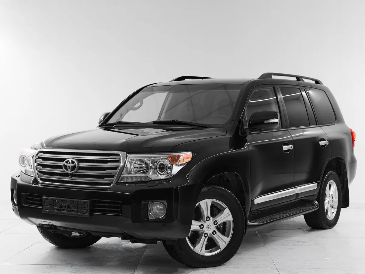 Toyota Land Cruiser 200 Series Рестайлинг 1 · Люкс 7 мест