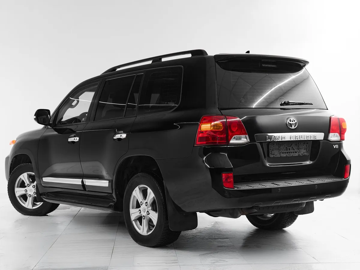 Toyota Land Cruiser 200 Series Рестайлинг 1 · Люкс 7 мест — фото 4