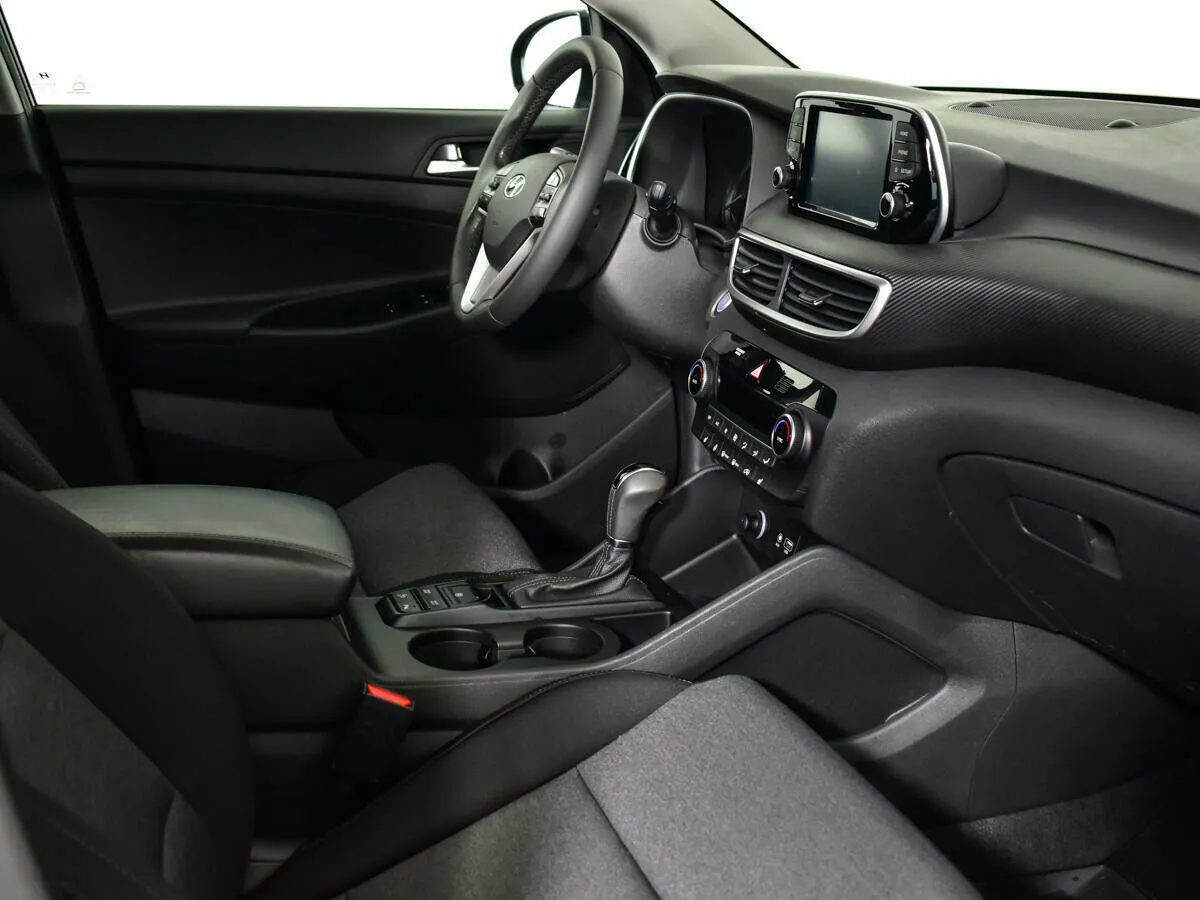 Hyundai Tucson III Рестайлинг · Black&Brown — фото 3