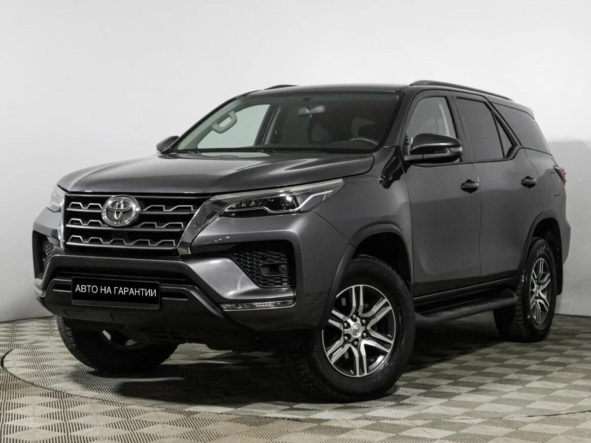 Toyota Fortuner II Рестайлинг · Комфорт