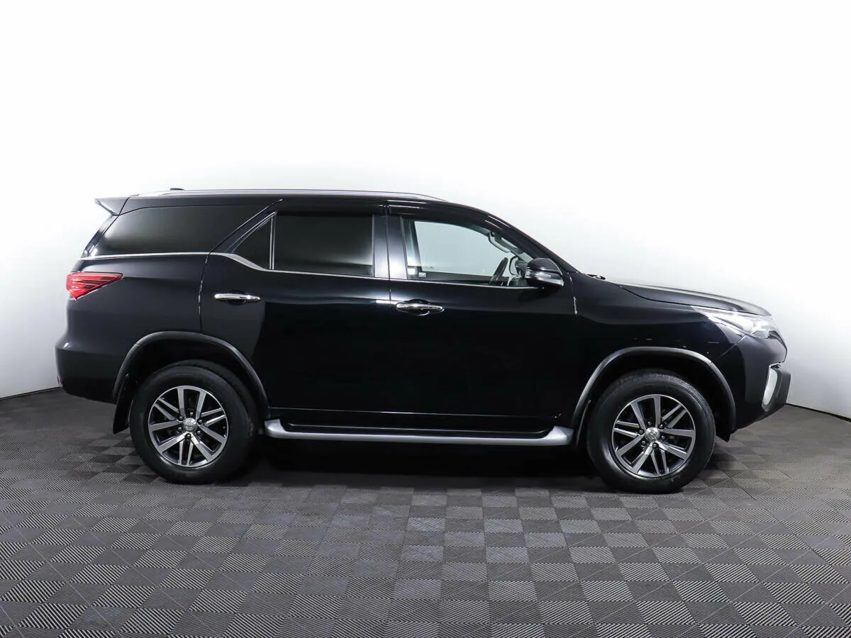 Toyota Fortuner II · TRD — фото 4