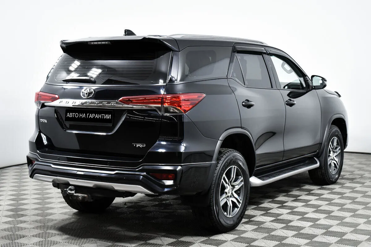 Toyota Fortuner II · Элеганс — фото 3