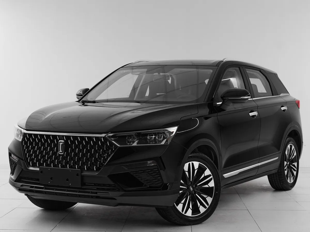 FAW Bestune T77 I · Luxury (DCT)