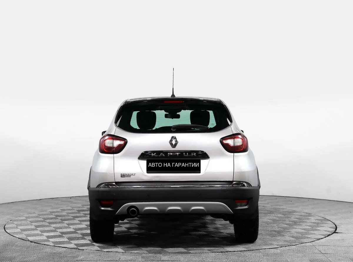Renault Kaptur I · Drive — фото 5