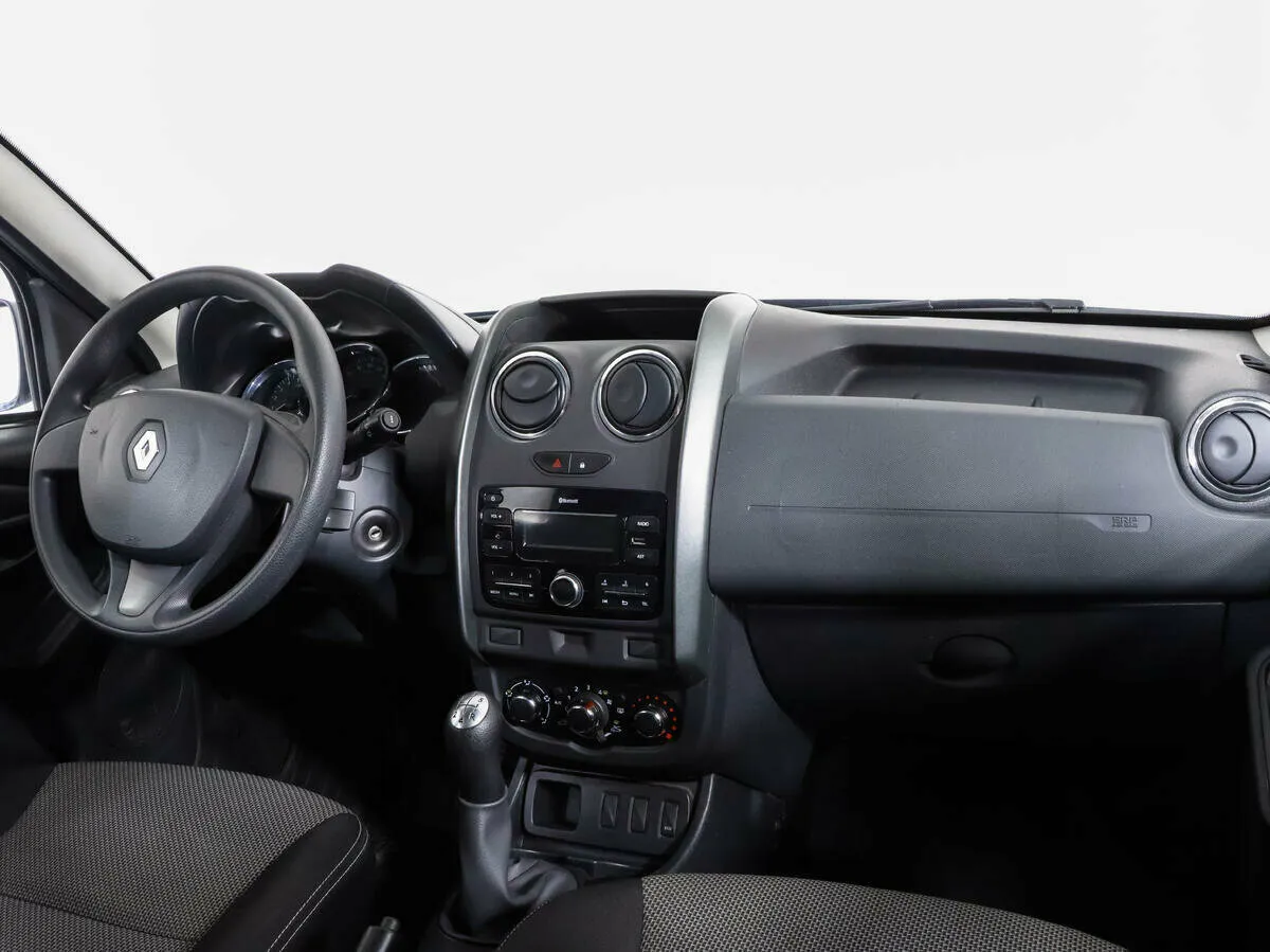 Renault Duster I Рестайлинг · Expression — фото 5