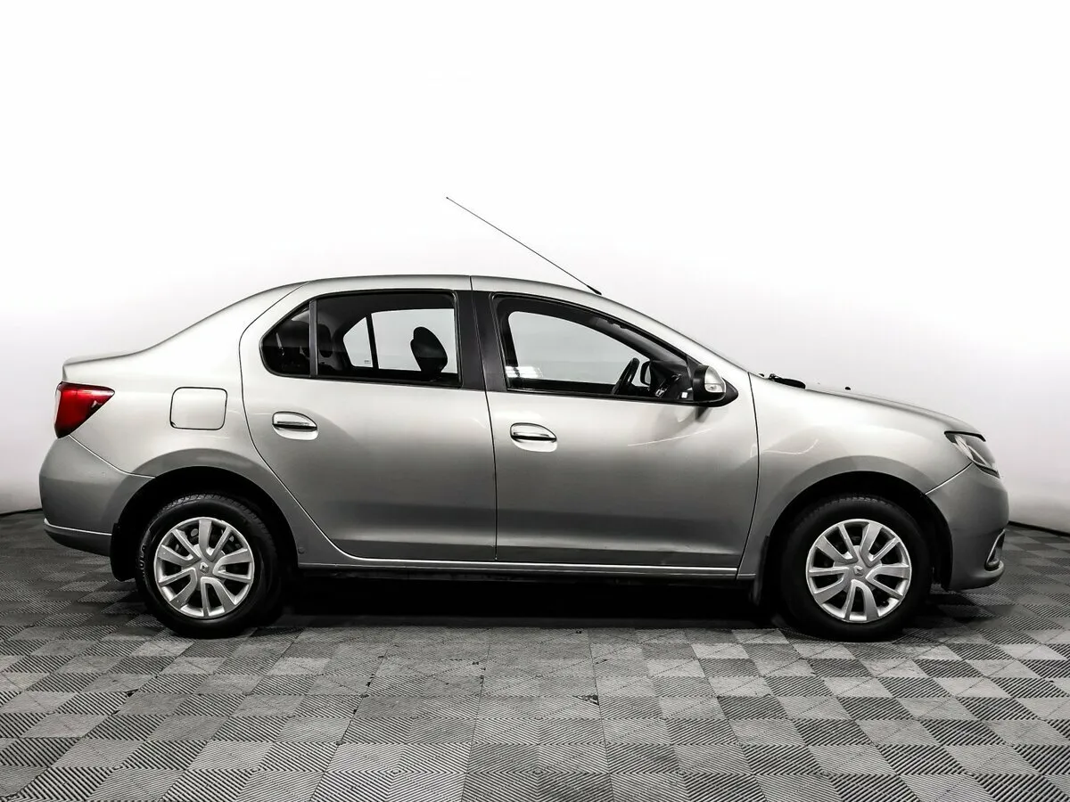 Renault Logan II · Confort — фото 4