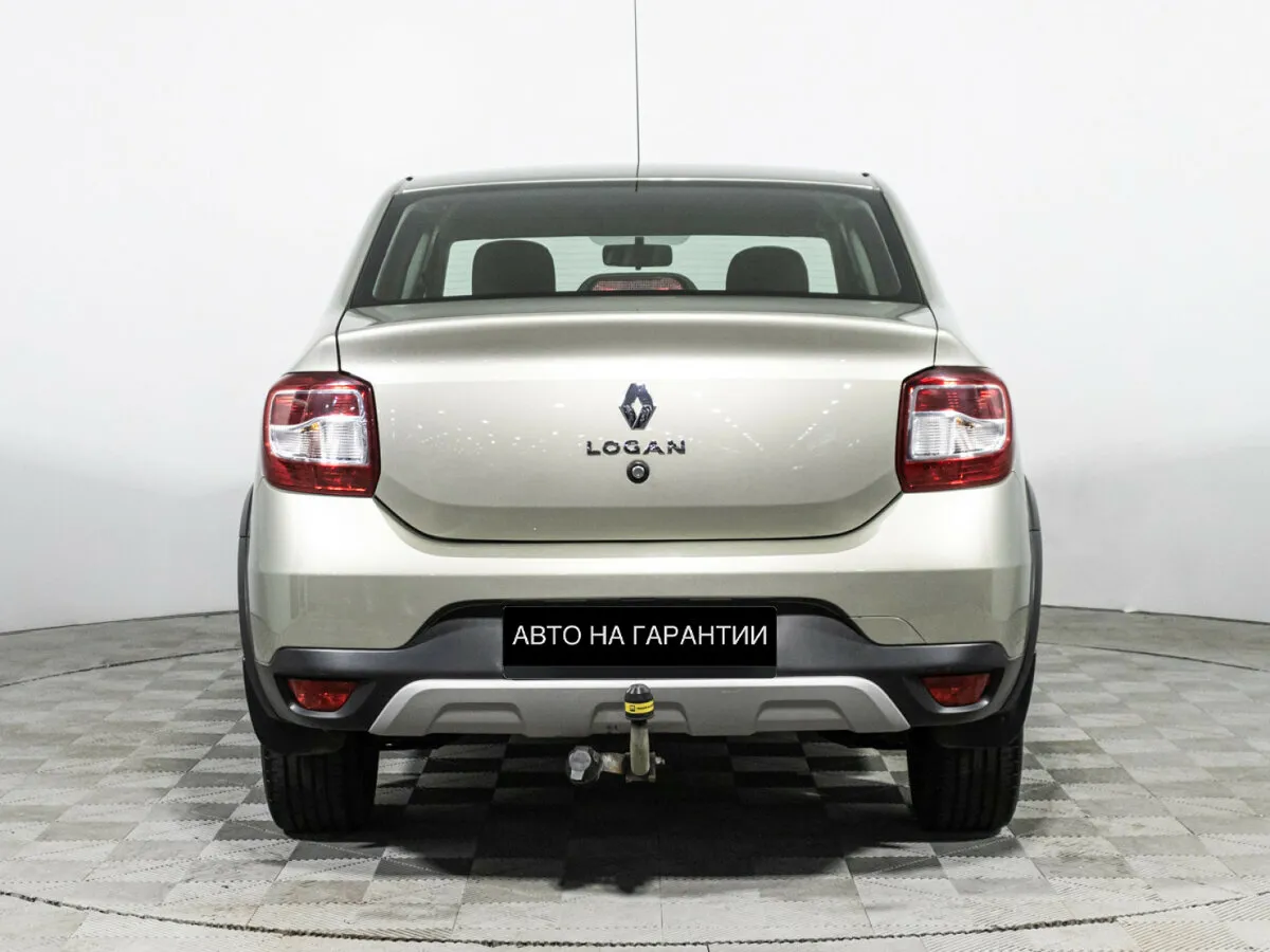 Renault Logan II Рестайлинг · Stepway Life — фото 4