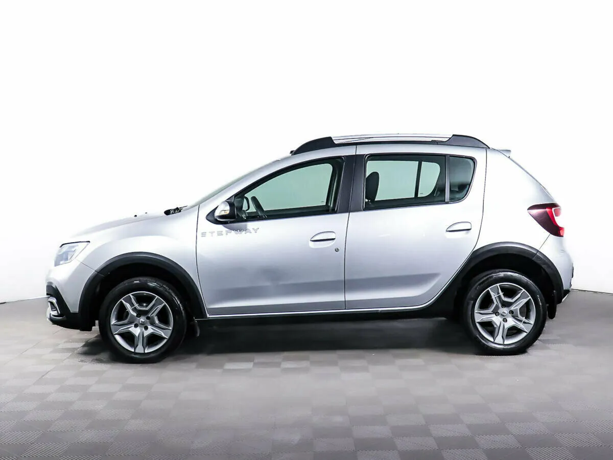 Renault Sandero II Рестайлинг · Drive — фото 3