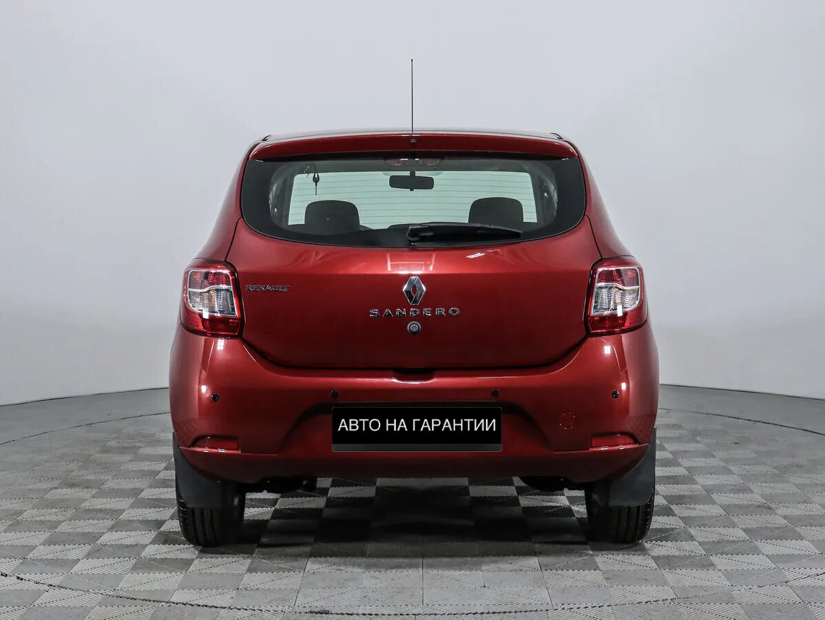 Renault Sandero II Рестайлинг · Drive — фото 4
