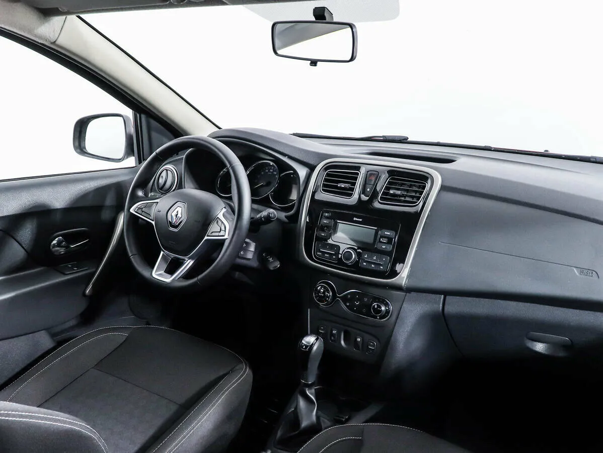 Renault Sandero II Рестайлинг · Drive — фото 5