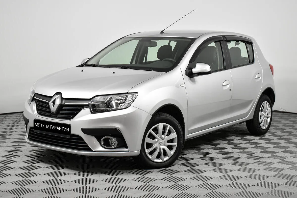 Renault Sandero II Рестайлинг · Life