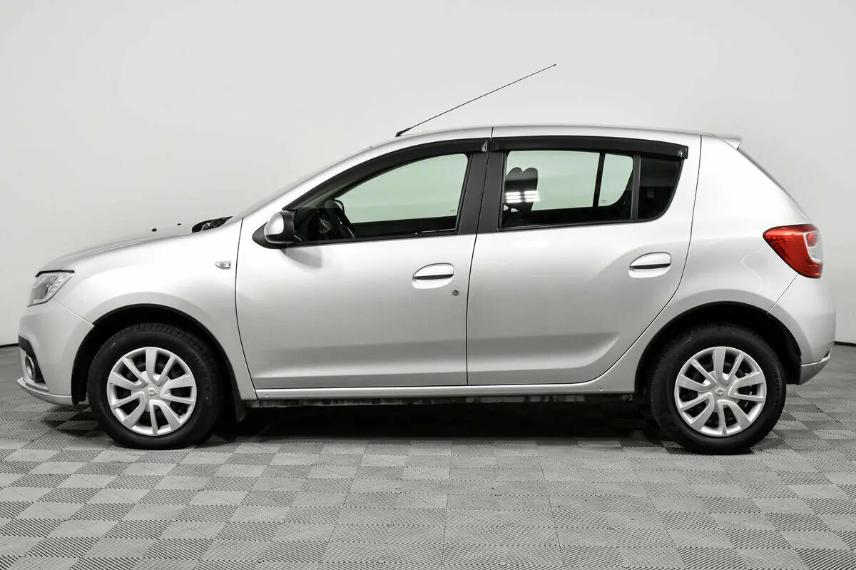 Renault Sandero II Рестайлинг · Life — фото 3