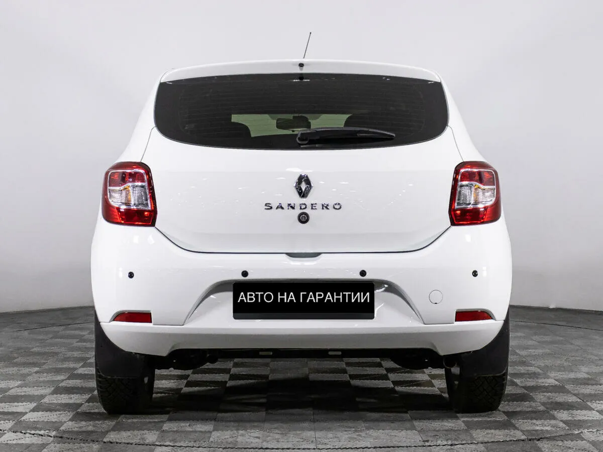 Renault Sandero II Рестайлинг · Drive — фото 4