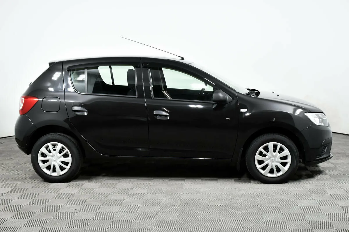 Renault Sandero II Рестайлинг · Access — фото 4