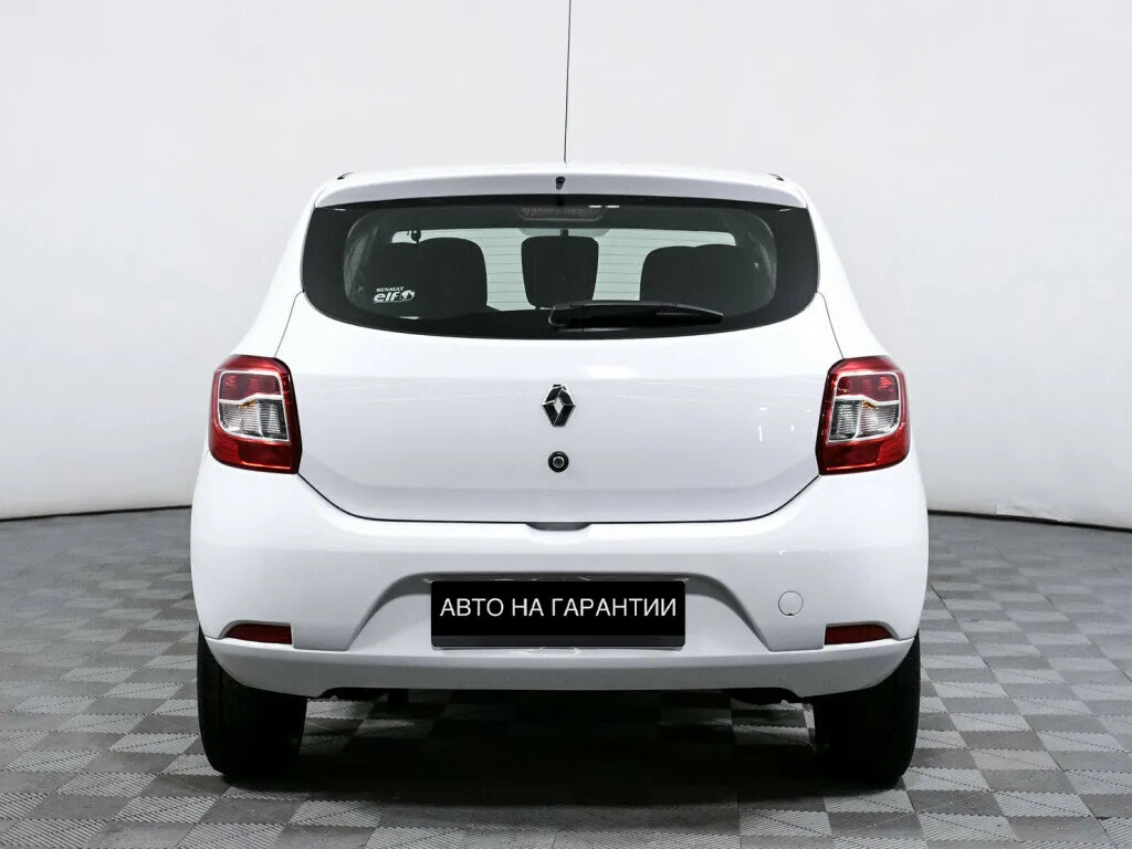 Renault Sandero II · Privilege — фото 4