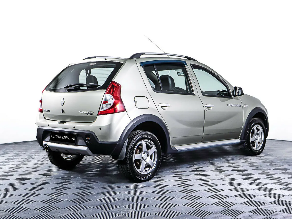 Renault Sandero I · Stepway — фото 5